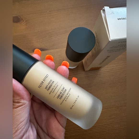 Lot Of 2 MORPHE  FILTER EFFECT SOFT-FOCUS FOUNDATION FILTER TAN 17 New In Box - Picture 8 of 9